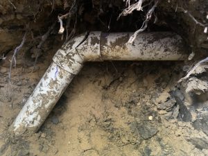 Under slab cracked pipe leak photo